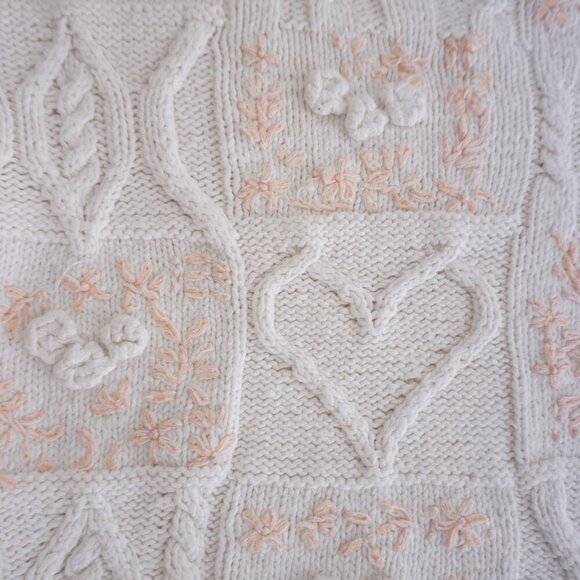 Vintage Sympatico Sportswear Cream w Peach Cable Knit Hearts Floral Sweater S - Picture 9 of 11